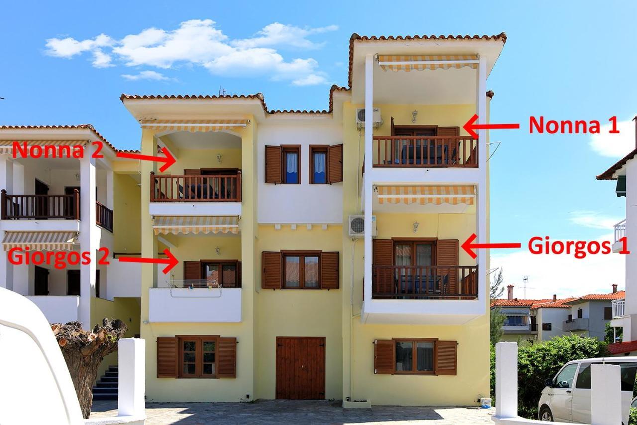 Agapitos Apartments Nikiti  Eksteriør billede