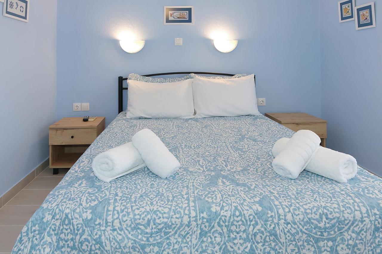 Agapitos Apartments Nikiti  Eksteriør billede